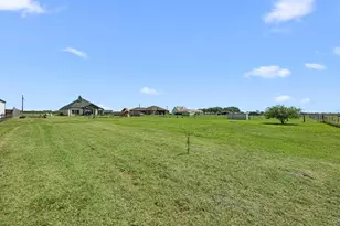 15757 County Rd 272, East Bernard, TX 77435 - Photo 28
