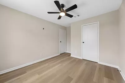 5015 Kleinmeadow Court, Houston, TX 77066 - Photo 34