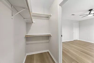 5015 Kleinmeadow Court, Houston, TX 77066 - Photo 28