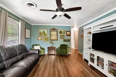 202 W Limit Street, Madisonville, TX 77864 - Photo 12