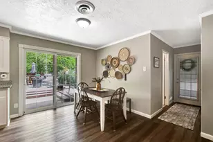202 W Limit St, Madisonville, TX 77864 - Photo 14