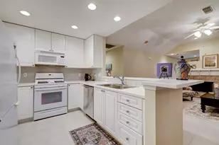 10 Stone Creek Pl, The Woodlands, TX 77382 - Photo 6