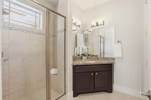 542 Oxford St, Houston, TX 77007 - Photo 14