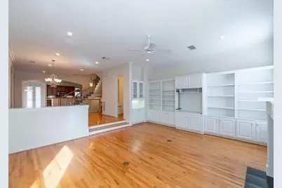 9906 Orchard Court, Houston, TX 77054 - Photo 10