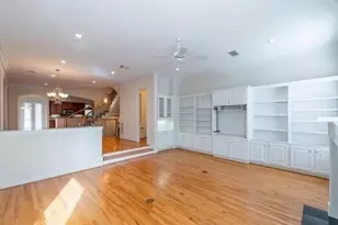 9906 Orchard Ct, Houston, TX 77054 - Photo 10