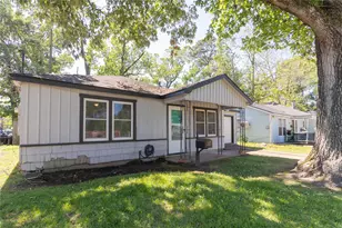 4425 Harding Dr, Beaumont, TX 77703 - Photo 2