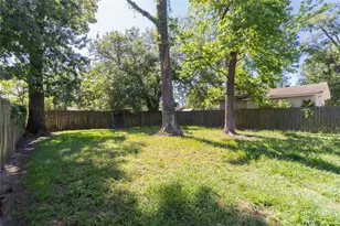 4425 Harding Dr, Beaumont, TX 77703 - Photo 22