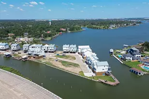 43 Commander Runco Ln, Taylor Lake Village, TX 77586 - Photo 20