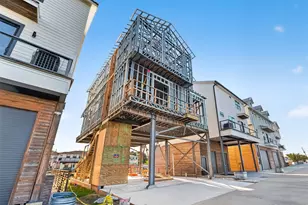 43 Commander Runco Ln, Taylor Lake Village, TX 77586 - Photo 6