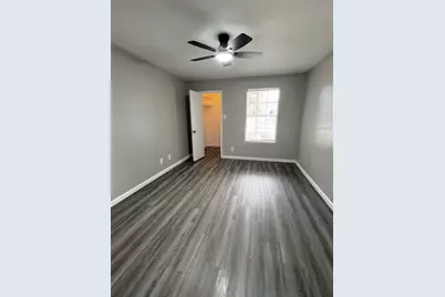 9700 Leawood Boulevard #7/16, Houston, TX 77099 - Photo 12