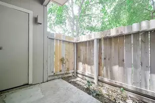 7950 N Stadium Dr, Houston, TX 77030 - Photo 10