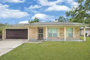 954 W Bertrand St, Houston, TX 77088 - Photo 1
