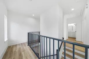 6511 Narcissus St, Houston, TX 77087 - Photo 14