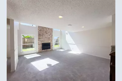 2307 Canyon Meadows Drive, Missouri City, TX 77489 - Photo 2