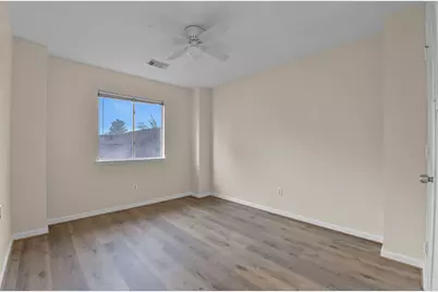 4911 Silver Fox Drive, Houston, TX 77066 - Photo 22