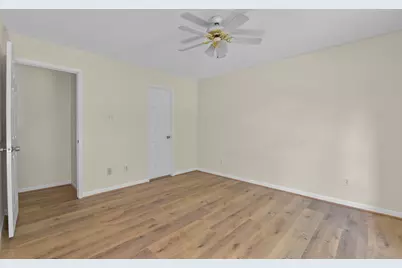 4911 Silver Fox Drive, Houston, TX 77066 - Photo 28