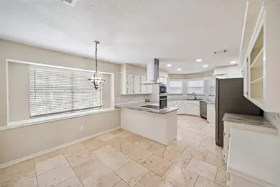 135 Towering Pines Drive, The Woodlands, TX 77381 - Photo 10