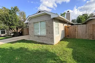 9231 Waving Fields Dr, Houston, TX 77064 - Photo 26