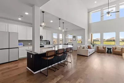 9718 Colonial Downs Drive, Mont Belvieu, TX 77523 - Photo 2