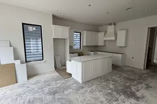 3525 Harvest Dance Dr, Houston, TX 77008 - Photo 4