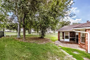 455 Cherry Hills Dr, Huntsville, TX 77340 - Photo 24