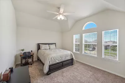 9815 Shimmering Lakes Drive, Rosharon, TX 77583 - Photo 22