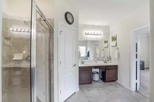 9815 Shimmering Lakes Dr, Rosharon, TX 77583 - Photo 18