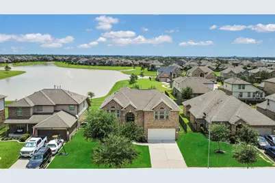 9815 Shimmering Lakes Drive, Rosharon, TX 77583 - Photo 2