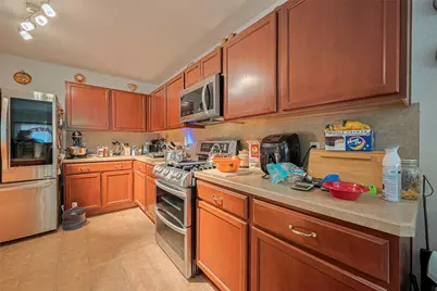 11638 Township Dale Court, Houston, TX 77038 - Photo 10