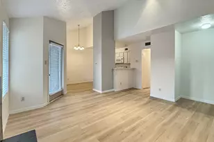 2021 Spenwick Dr, Houston, TX 77055 - Photo 6