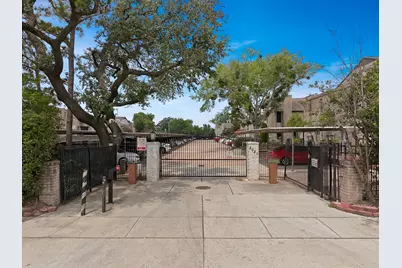 2021 Spenwick Drive #227, Houston, TX 77055 - Photo 16