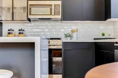 4805 Paula St #B, Houston, TX 77033 - Photo 8