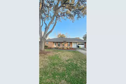 1715 Pecan Lane, Stafford, TX 77477 - Photo 2