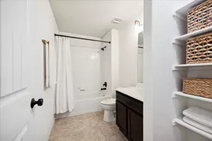 1617 Park Promenade Pl, Houston, TX 77047 - Photo 22