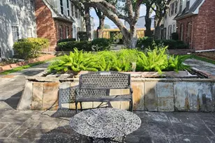 2675 Marilee Ln Ln, Houston, TX 77057 - Photo 14