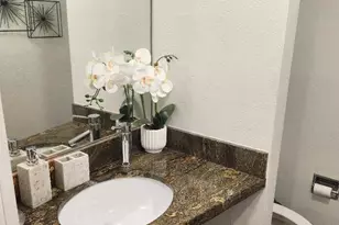 2675 Marilee Ln Ln, Houston, TX 77057 - Photo 4