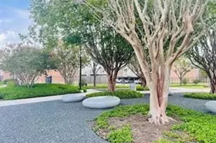 10051 Westpark Dr, Houston, TX 77042 - Photo 44