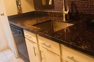 10051 Westpark Dr, Houston, TX 77042 - Photo 14