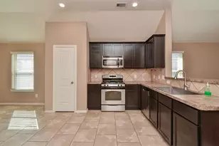 12947 Taper Reach Dr, Tomball, TX 77377 - Photo 8