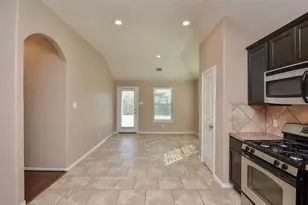 12947 Taper Reach Dr, Tomball, TX 77377 - Photo 10