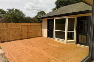 2227 Cherry Bend Dr, Houston, TX 77077 - Photo 22