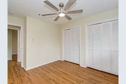 2227 Cherry Bend Dr, Houston, TX 77077 - Photo 16