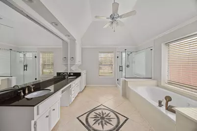 7915 Capri Circle, Houston, TX 77095 - Photo 30