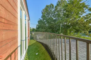 2111 Ontario St, Baytown, TX 77520 - Photo 36