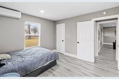 5914 Southcrest Street, Houston, TX 77033 - Photo 16