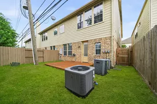 2711 Wallingford Pnes, Houston, TX 77042 - Photo 32