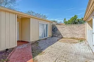 3610 Vineyard Dr, Houston, TX 77082 - Photo 4