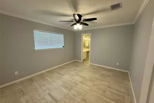 7910 Sands Point Dr, Houston, TX 77036 - Photo 12