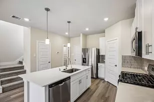 633 Sand Dollar Dr, Kemah, TX 77565 - Photo 10