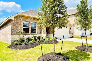 2164 Woodland Pine Dr, Conroe, TX 77384 - Photo 2